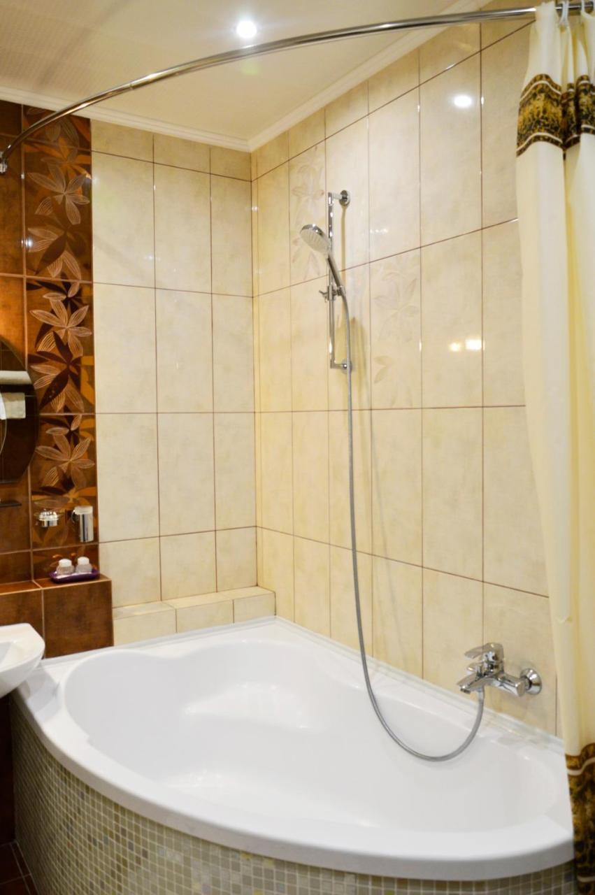 Comfort Apartments - Beautiful Suite By The Park Grodno Exterior foto