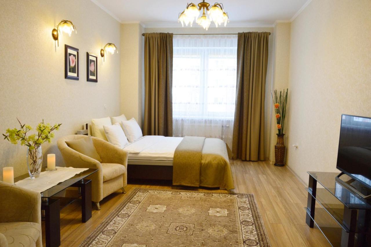 Comfort Apartments - Beautiful Suite By The Park Grodno Exterior foto